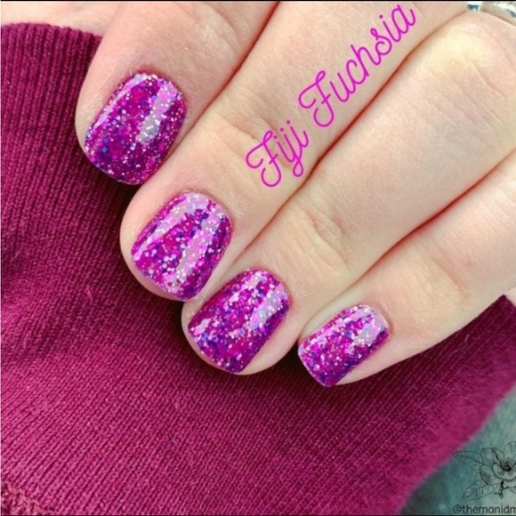 *Retired* Color Street: Fiji Fuchsia | Purple Violet Pink Glitter Party Sparkle - Picture 9 of 13